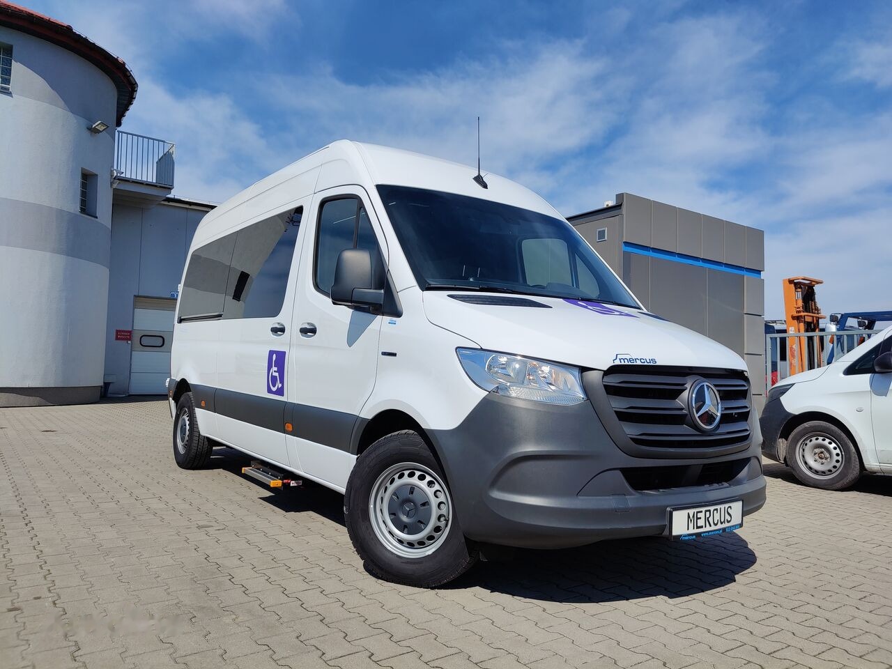 Mercedes-Benz E-Sprinter - Minibús, Autobús eléctrico: foto 1 Mercedes-Benz E-Sprinter - Minibús, Autobús eléctrico: foto 1
