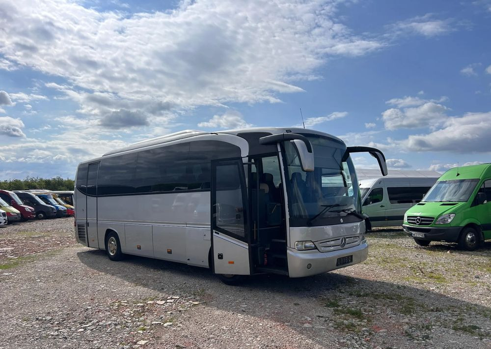 Autocar Mercedes-Benz Tourino: foto 1