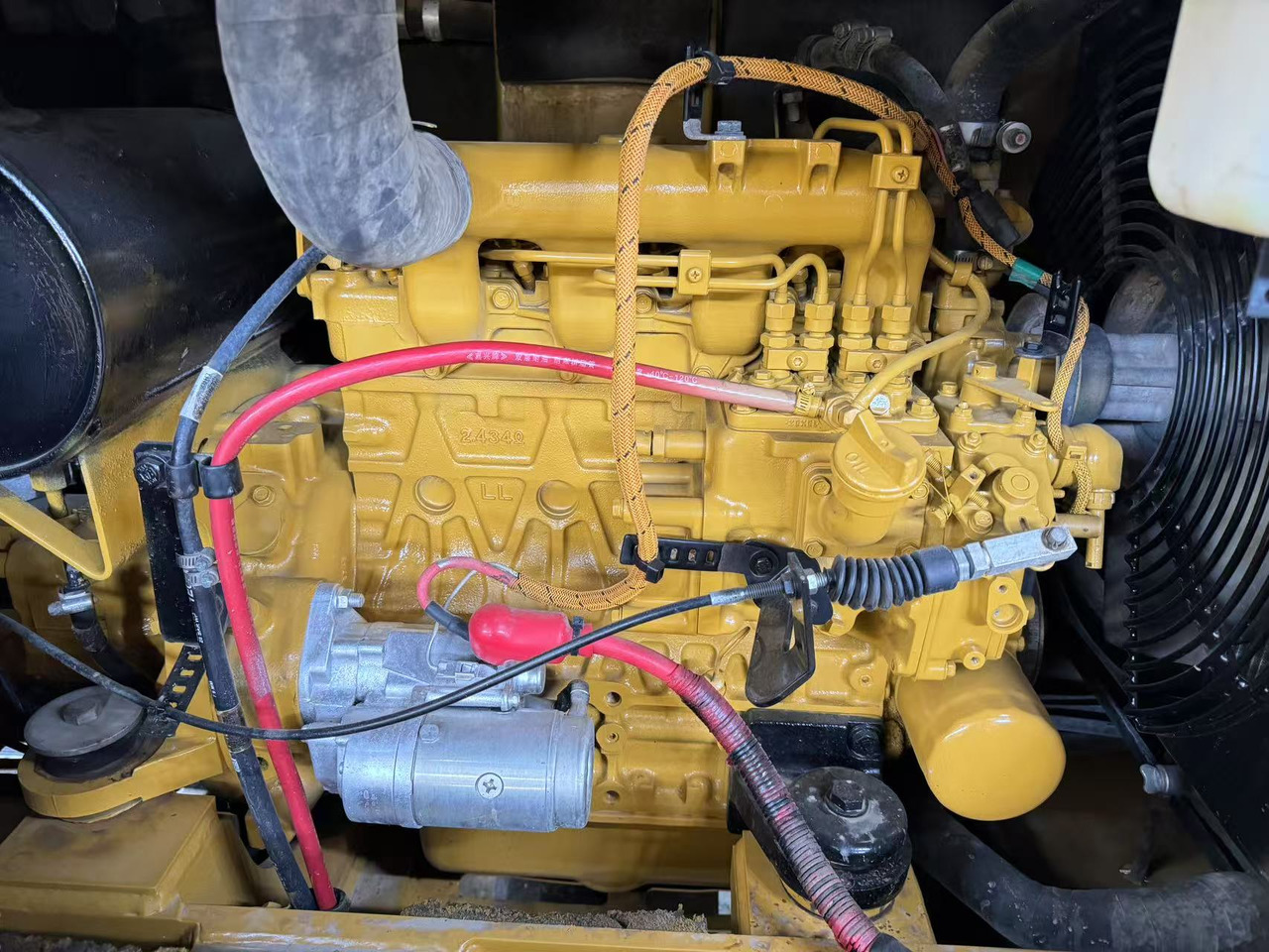 CATERPILLAR 305.5E2 - Miniexcavadora: foto 4 CATERPILLAR 305.5E2 - Miniexcavadora: foto 4