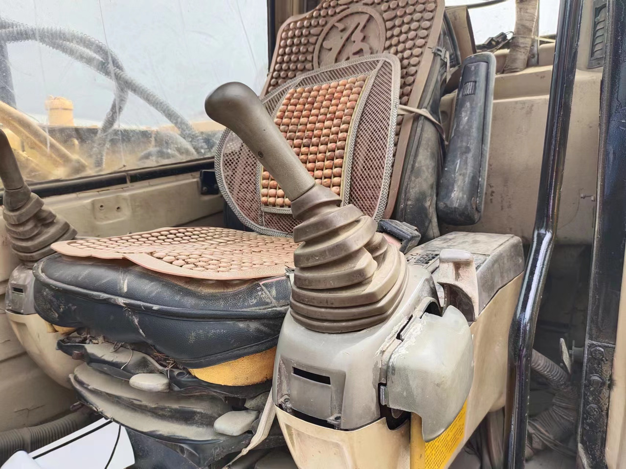 CATERPILLAR 312B - Excavadora de cadenas: foto 3 CATERPILLAR 312B - Excavadora de cadenas: foto 3