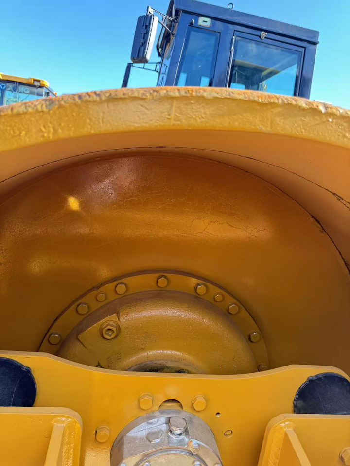 CATERPILLAR CS683E - Apisonadora de asfalto: foto 5 CATERPILLAR CS683E - Apisonadora de asfalto: foto 5