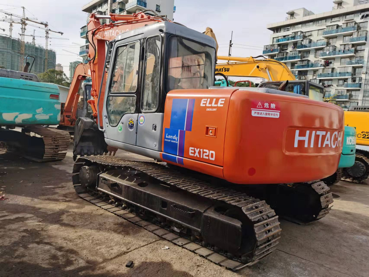 Excavadora de cadenas HITACHI EX120-2: foto 7