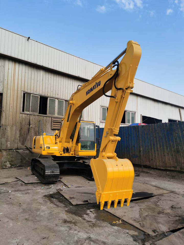 KOMATSU PC200-7 - Excavadora de cadenas: foto 2 KOMATSU PC200-7 - Excavadora de cadenas: foto 2