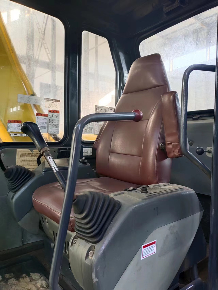 KOMATSU PC60-7 - Excavadora de cadenas: foto 4 KOMATSU PC60-7 - Excavadora de cadenas: foto 4