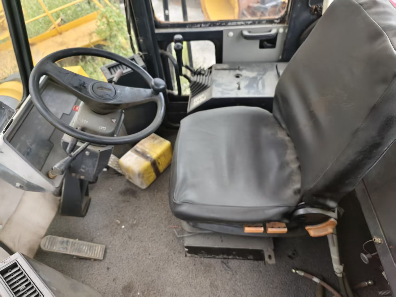 KOMATSU WA470 - Cargadora de ruedas: foto 5 KOMATSU WA470 - Cargadora de ruedas: foto 5