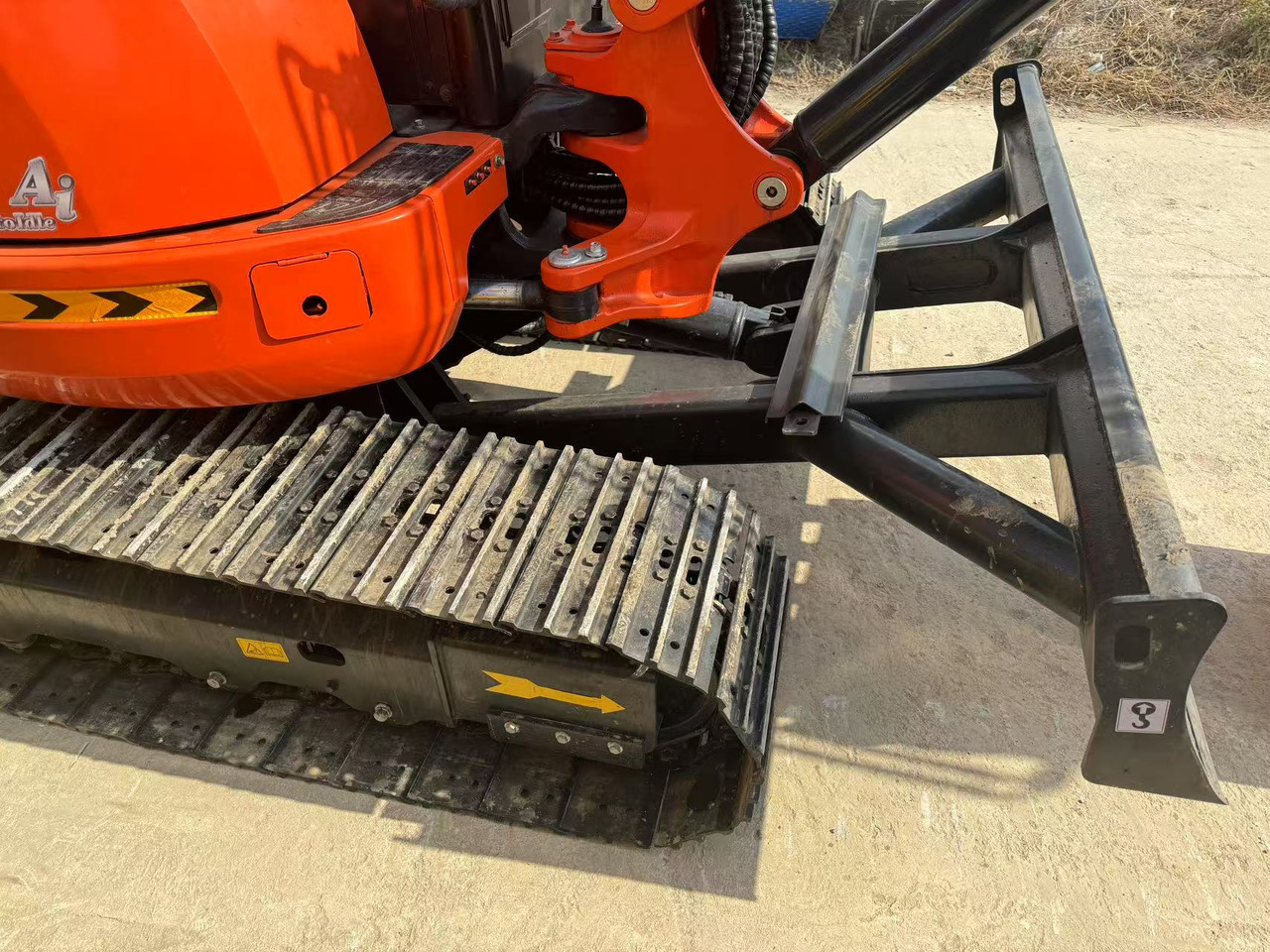 KUBOTA U55-4 - Miniexcavadora: foto 5 KUBOTA U55-4 - Miniexcavadora: foto 5