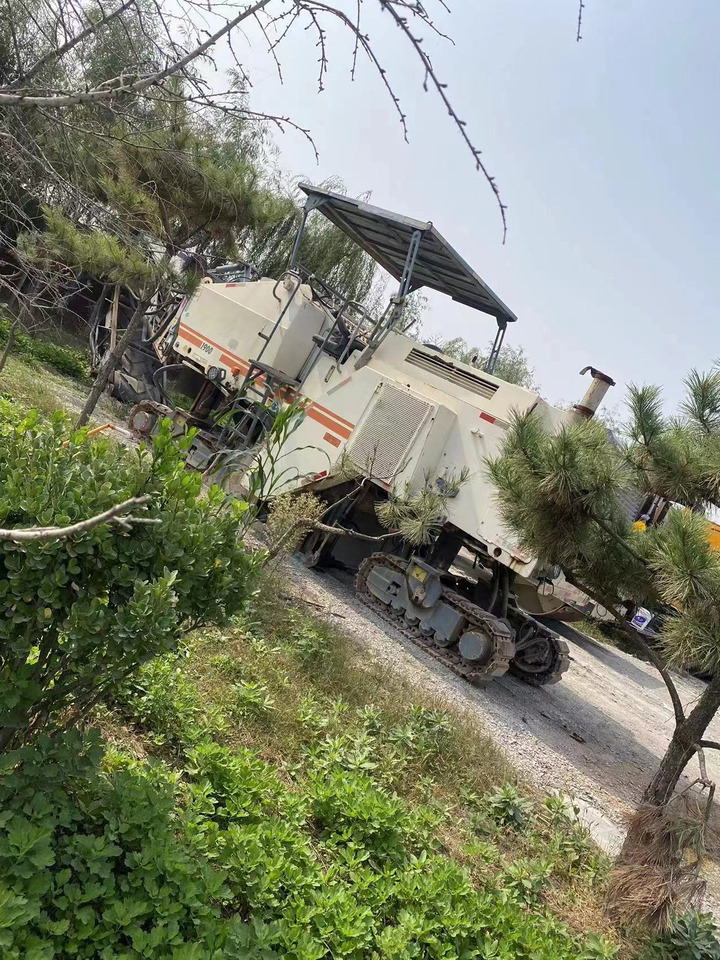 WIRTGEN 1900 - Fresadora en frío: foto 2 WIRTGEN 1900 - Fresadora en frío: foto 2