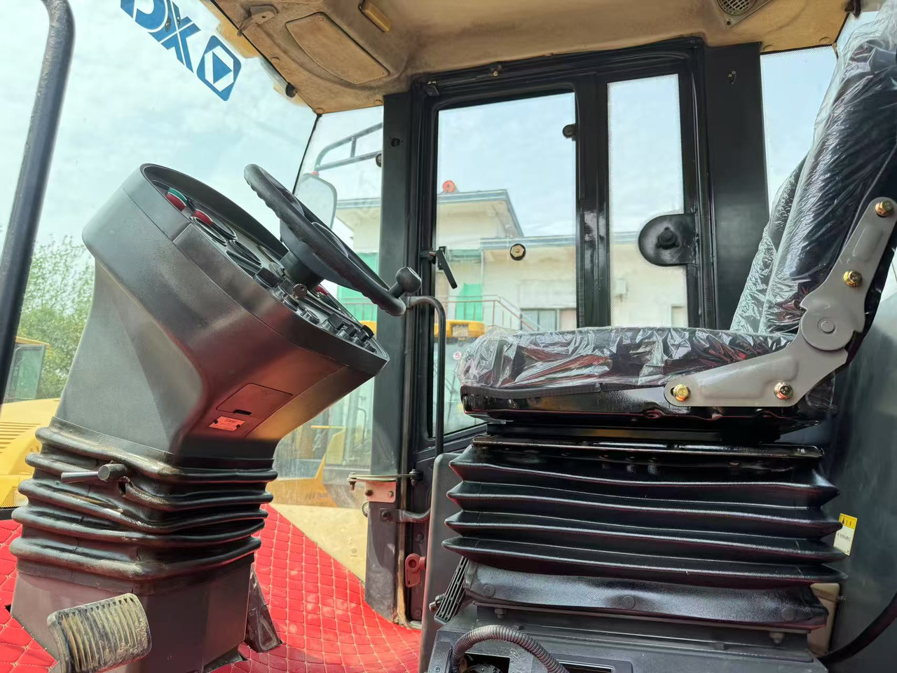 XCMG XS143J - Apisonadora de asfalto: foto 5 XCMG XS143J - Apisonadora de asfalto: foto 5