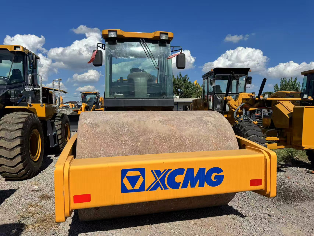 XCMG XS263J - Apisonadora de asfalto: foto 5 XCMG XS263J - Apisonadora de asfalto: foto 5