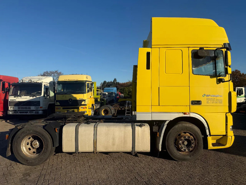 DAF XF 95.430 Tractor Unit - Cabeza tractora: foto 4 DAF XF 95.430 Tractor Unit - Cabeza tractora: foto 4