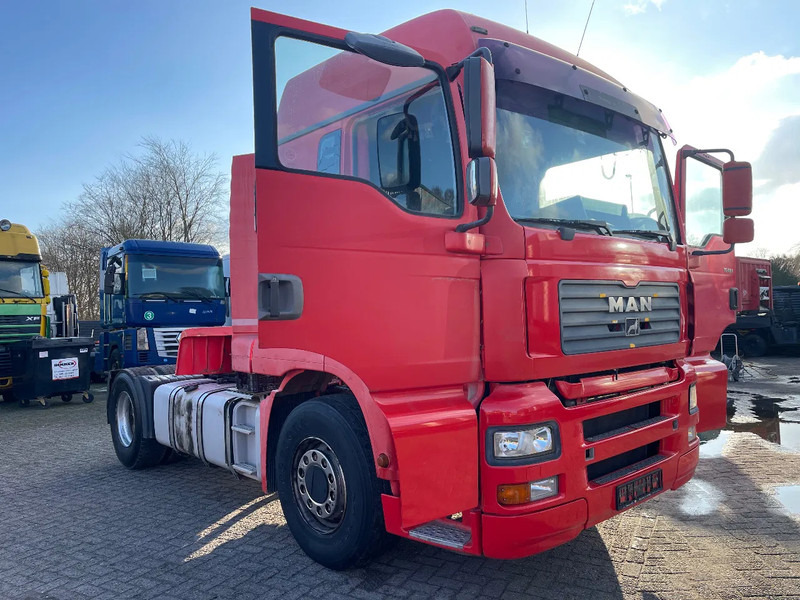 MAN TGA 18.410 Tractor manual pump - Cabeza tractora: foto 1 MAN TGA 18.410 Tractor manual pump - Cabeza tractora: foto 1