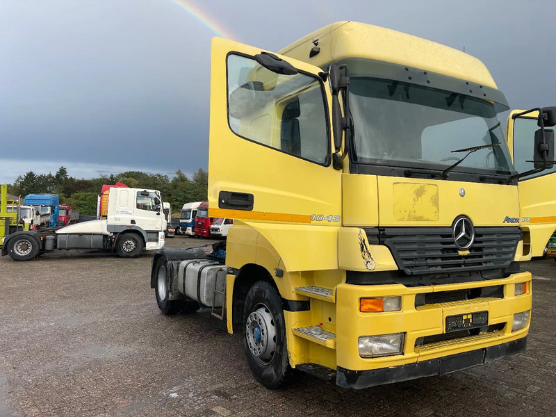 Mercedes-Benz Axor 1843 Tractor unit - Cabeza tractora: foto 1 Mercedes-Benz Axor 1843 Tractor unit - Cabeza tractora: foto 1