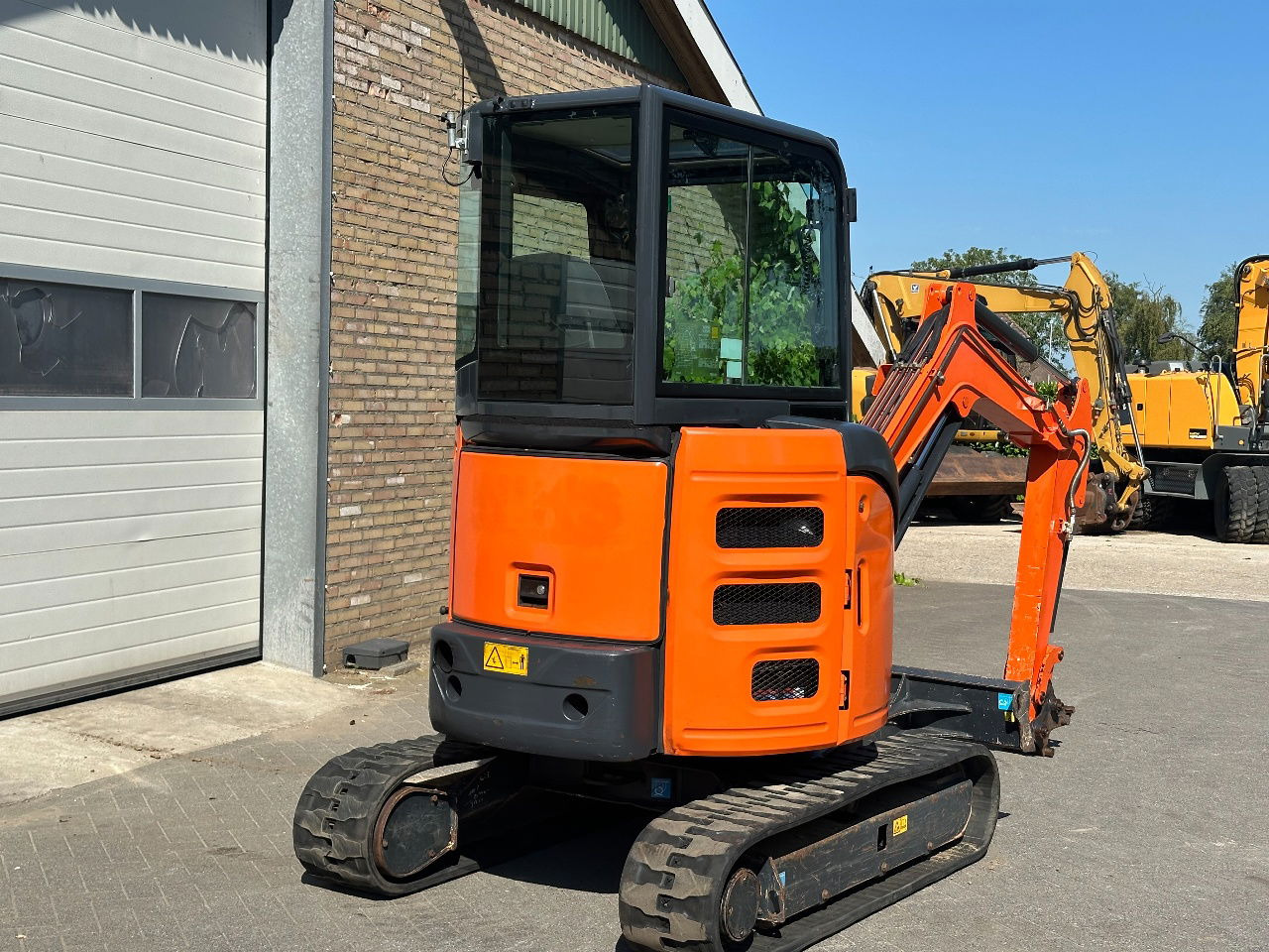 Miniexcavadora Hitachi ZX26U-6CR: foto 7
