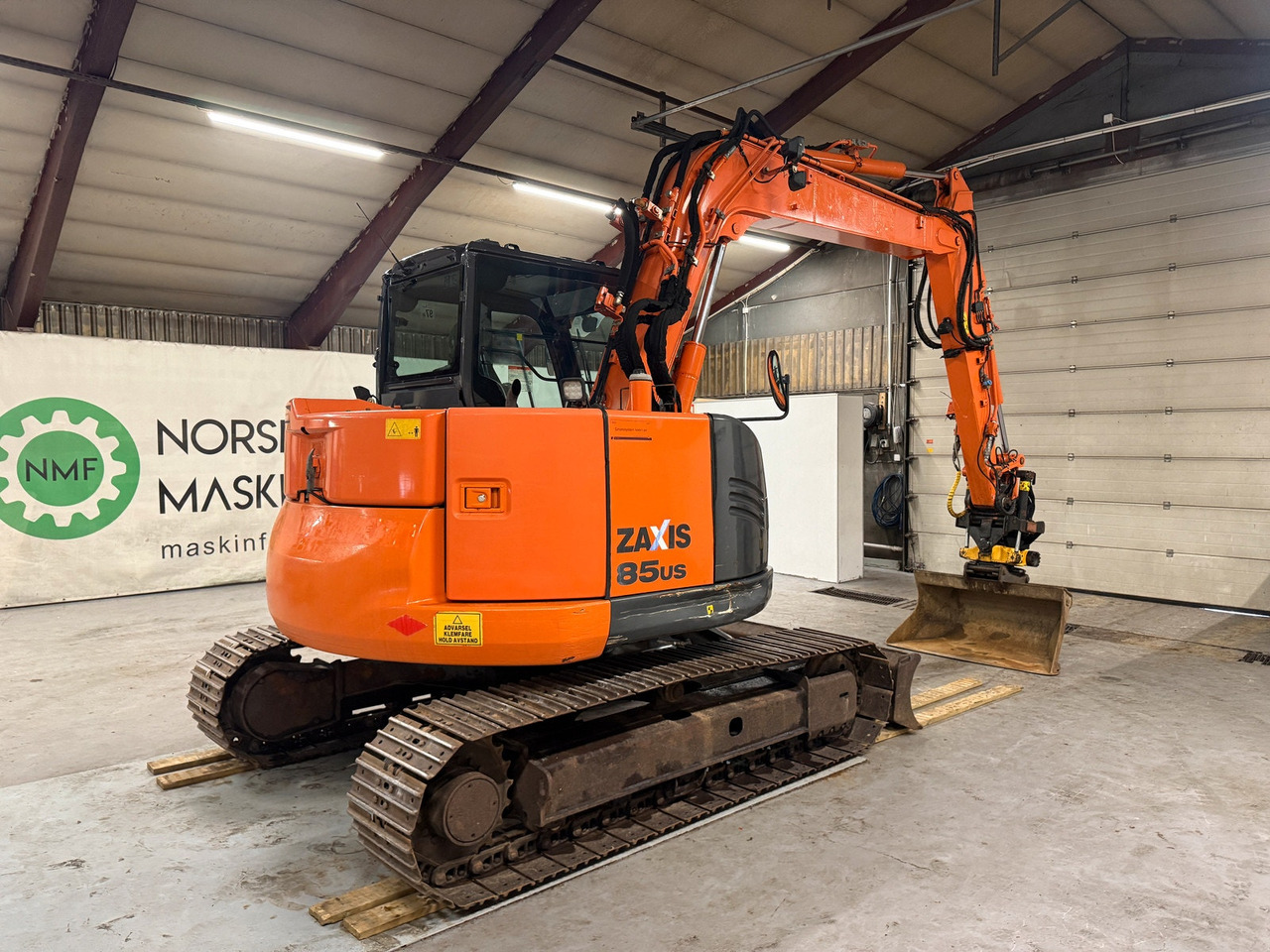 Hitachi ZX85US-5A - Excavadora de cadenas: foto 5 Hitachi ZX85US-5A - Excavadora de cadenas: foto 5