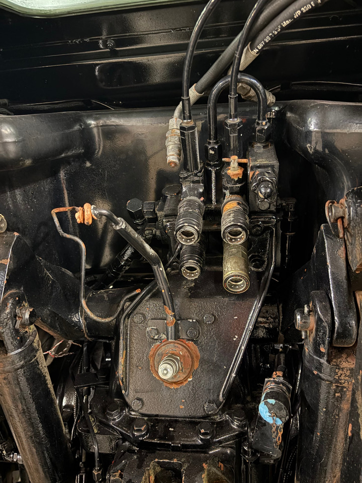 Massey Ferguson 3050 - Tractor: foto 5 Massey Ferguson 3050 - Tractor: foto 5