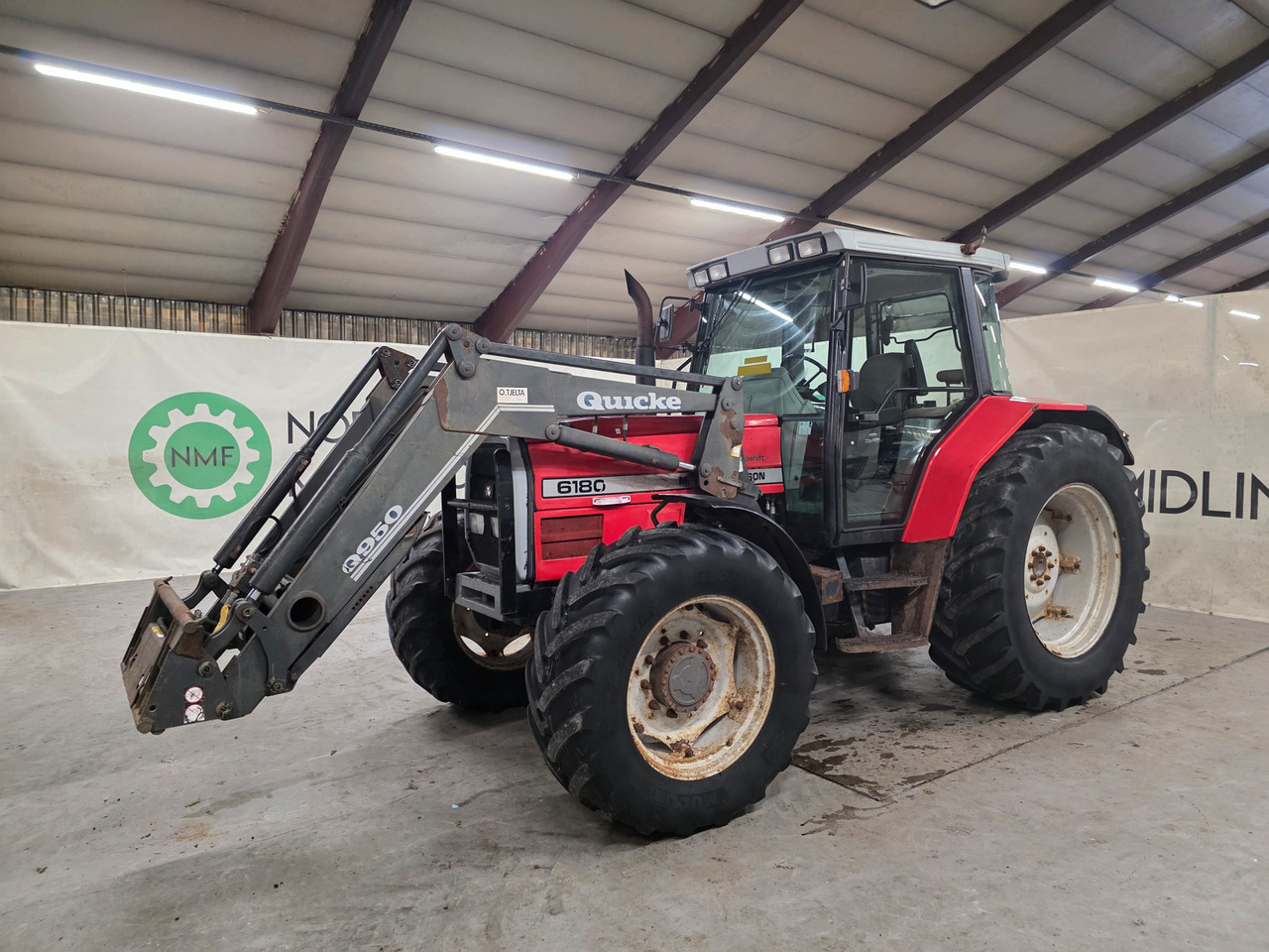 Massey Ferguson 6180 - Tractor: foto 1 Massey Ferguson 6180 - Tractor: foto 1