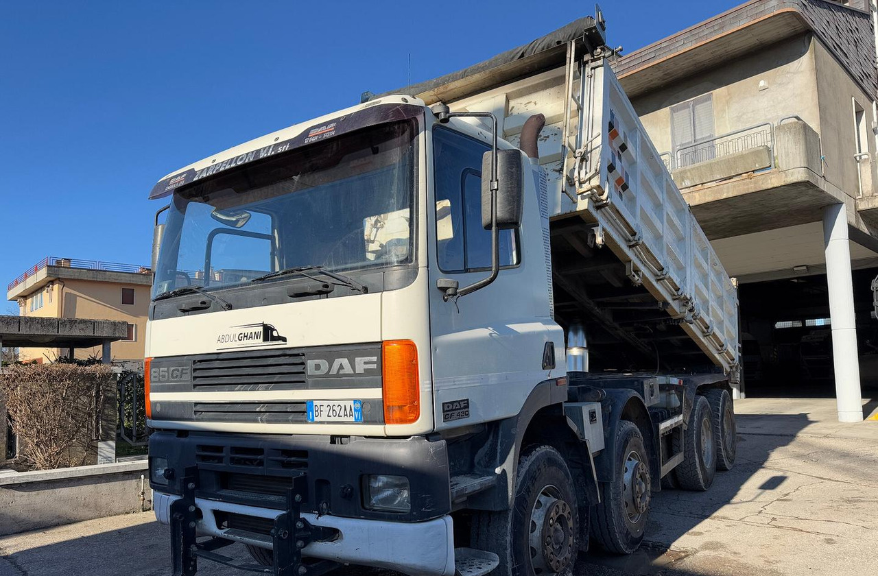 Ribaltabile DAF 85 CF 430 - anno 1999 - Camión volquete: foto 2 Ribaltabile DAF 85 CF 430 - anno 1999 - Camión volquete: foto 2