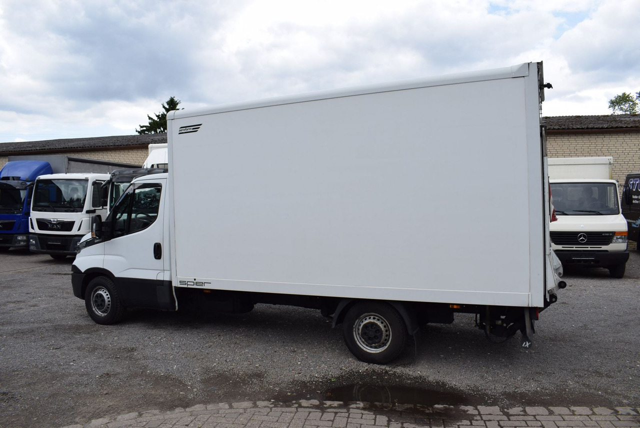 Iveco Daily 35 S14 Koffer LBW Automatik Motorschaden - Furgoneta caja cerrada: foto 3 Iveco Daily 35 S14 Koffer LBW Automatik Motorschaden - Furgoneta caja cerrada: foto 3