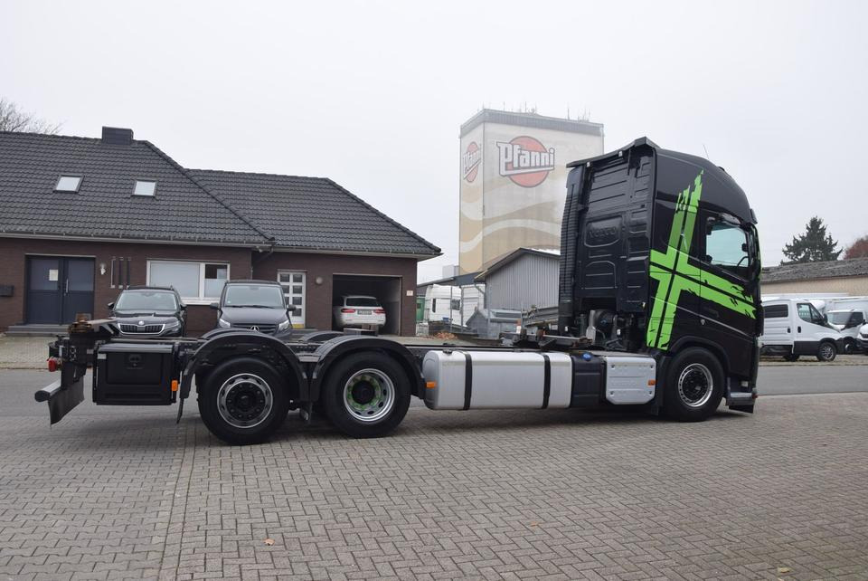 Camión portacontenedore/ Intercambiable Volvo FH 460 Fahrschule 3-AchsRetarder ACC 4-Sitze: foto 12 Camión portacontenedore/ Intercambiable Volvo FH 460 Fahrschule 3-AchsRetarder ACC 4-Sitze: foto 12