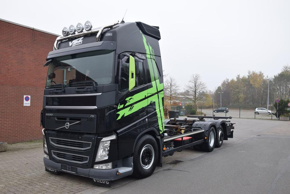 Camión portacontenedore/ Intercambiable Volvo FH 460 Fahrschule 3-AchsRetarder ACC 4-Sitze: foto 16 Camión portacontenedore/ Intercambiable Volvo FH 460 Fahrschule 3-AchsRetarder ACC 4-Sitze: foto 16