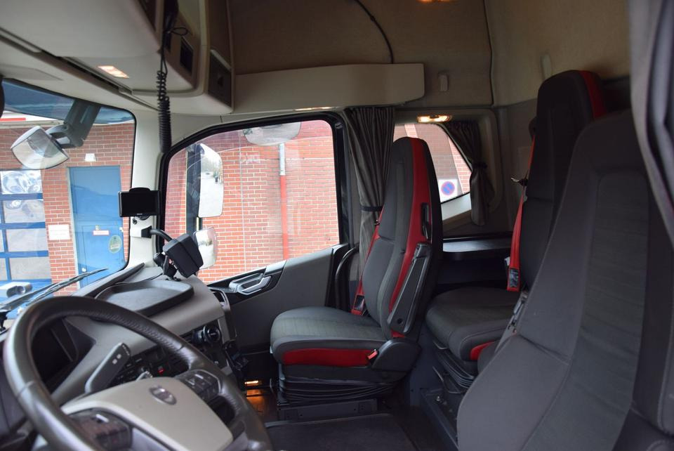 Camión portacontenedore/ Intercambiable Volvo FH 460 Fahrschule 3-AchsRetarder ACC 4-Sitze: foto 20 Camión portacontenedore/ Intercambiable Volvo FH 460 Fahrschule 3-AchsRetarder ACC 4-Sitze: foto 20