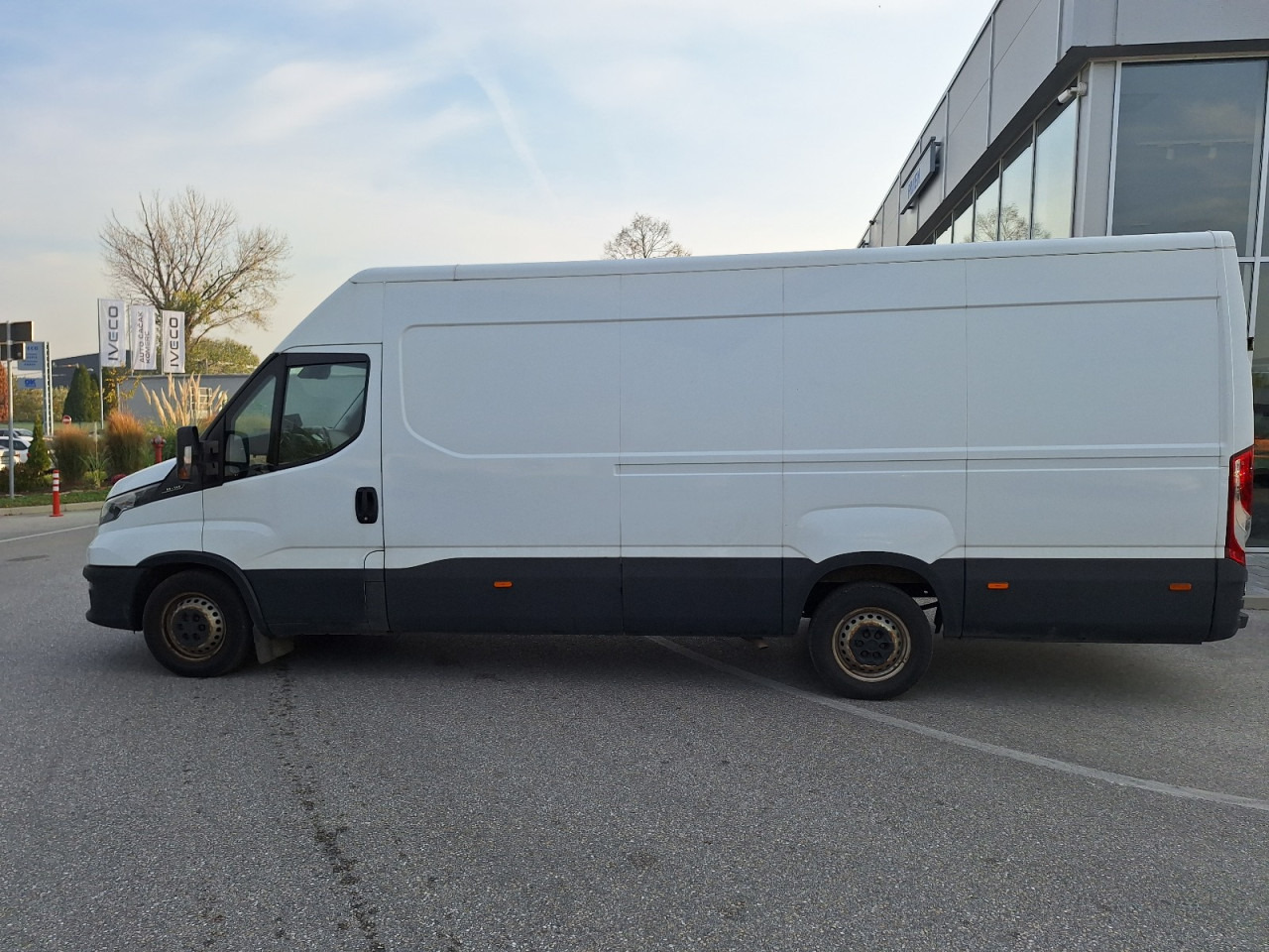 Furgón IVECO Daily 35S14 16m3: foto 10