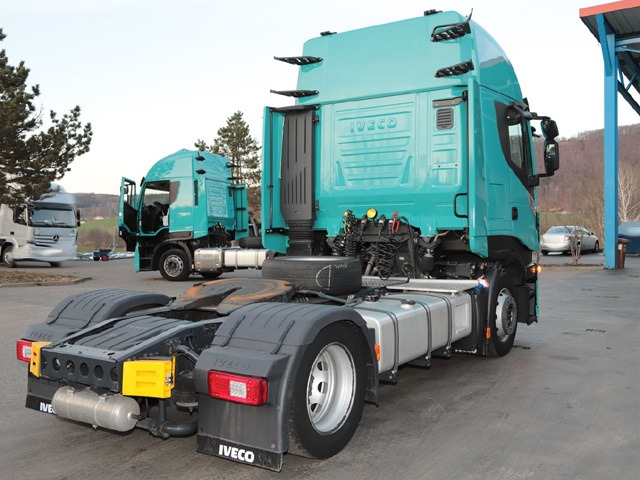 Cabeza tractora IVECO Stralis AS440S48T/FP-LT XP: foto 9