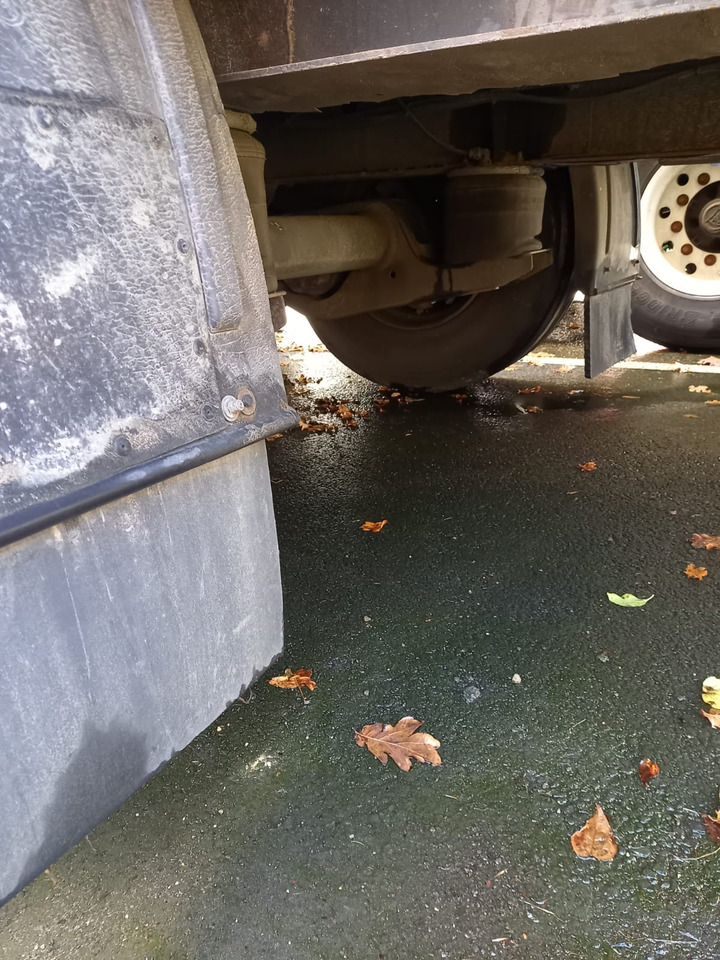 KRONE - Semirremolque caja cerrada: foto 2 KRONE - Semirremolque caja cerrada: foto 2