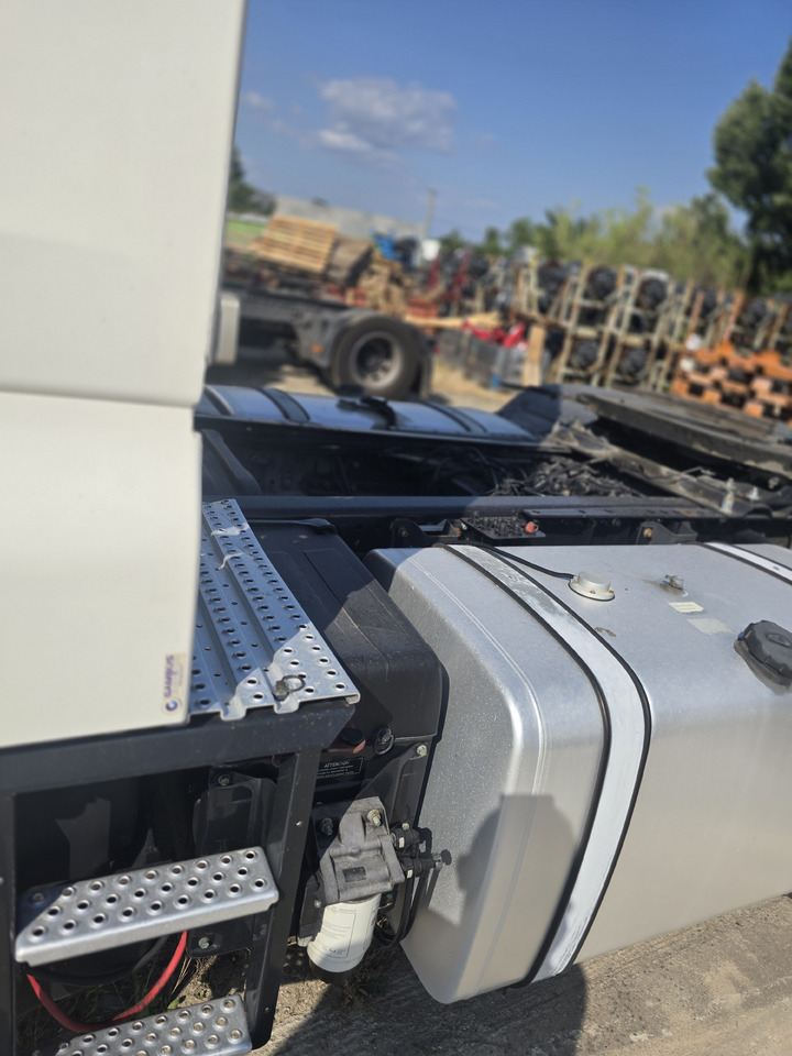 Cabeza tractora MAN TGX 18-480: foto 8