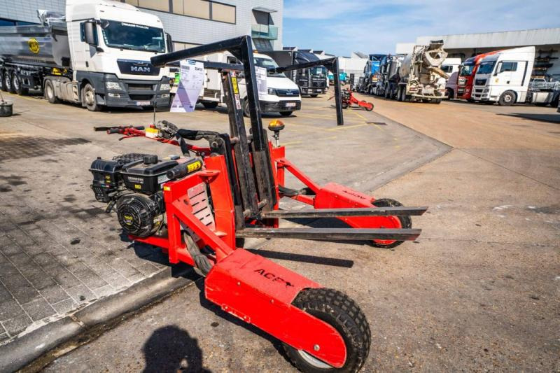 Equipo de almacén ACP Transpalette tout terrain-TA 1500 3RM: foto 8 Equipo de almacén ACP Transpalette tout terrain-TA 1500 3RM: foto 8