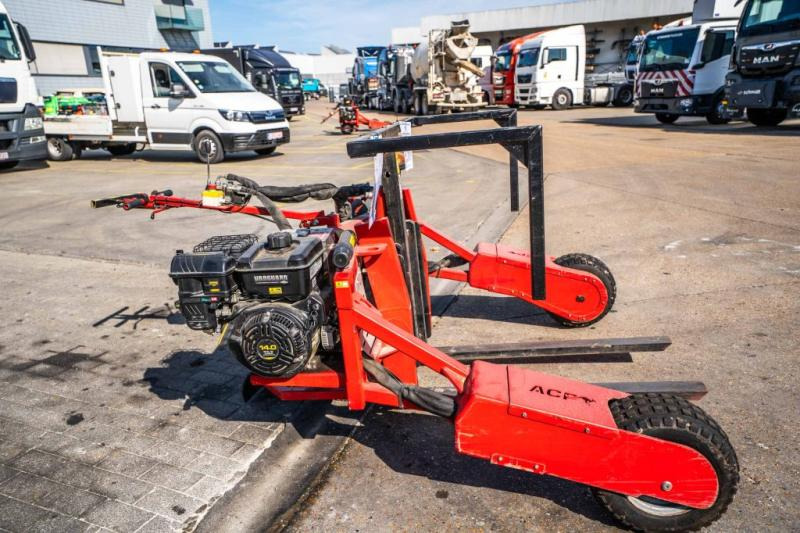 Equipo de almacén ACP Transpalette tout terrain-TA 1500 3RM: foto 6 Equipo de almacén ACP Transpalette tout terrain-TA 1500 3RM: foto 6