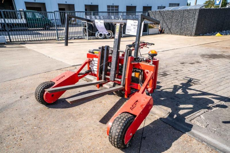 Equipo de almacén ACP Transpalette tout terrain-TA 1500 3RM: foto 9 Equipo de almacén ACP Transpalette tout terrain-TA 1500 3RM: foto 9