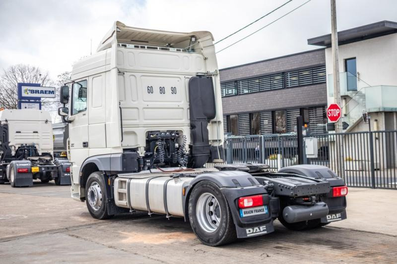 DAF XF 510 +Intarder+50Ton. - Cabeza tractora: foto 4 DAF XF 510 +Intarder+50Ton. - Cabeza tractora: foto 4