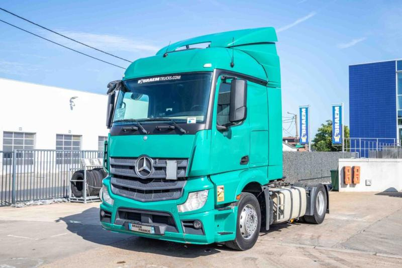 Mercedes ACTROS 1845 LS - Cabeza tractora: foto 1 Mercedes ACTROS 1845 LS - Cabeza tractora: foto 1