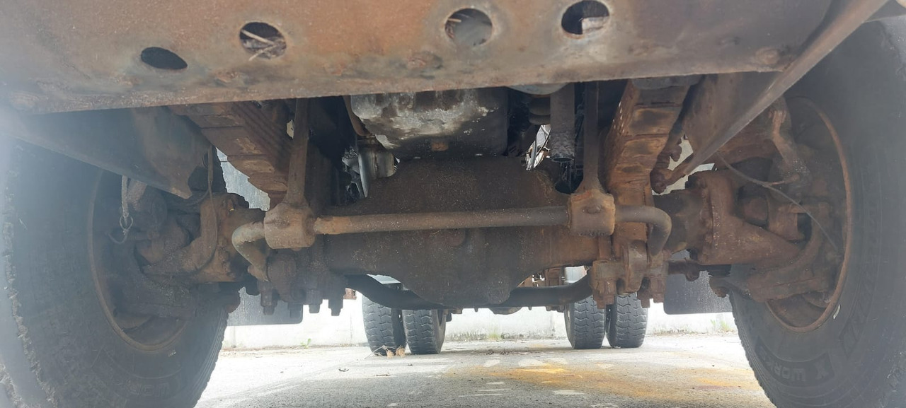 Camión volquete RENAULT: foto 8