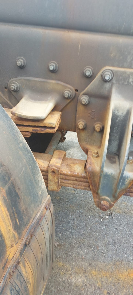 Camión volquete RENAULT: foto 7