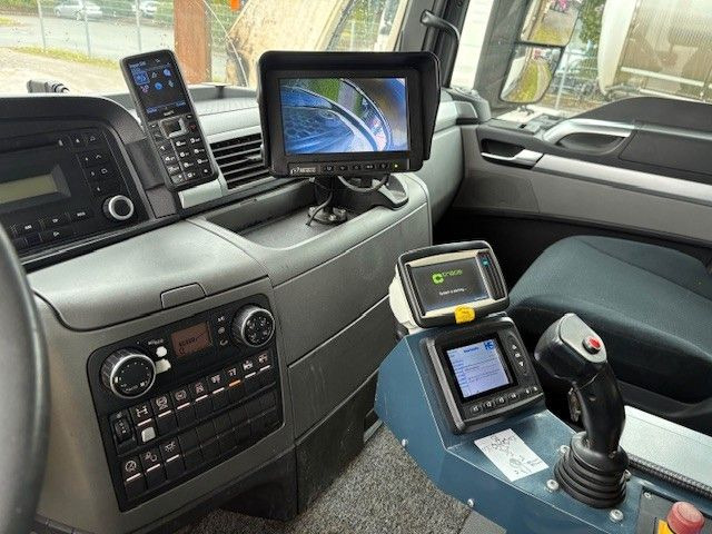 MAN 35.360 8x2 - Camión de basura: foto 3 MAN 35.360 8x2 - Camión de basura: foto 3