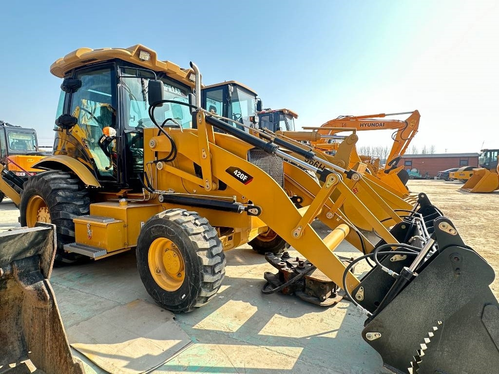 CAT 420 F - Excavadora de cadenas: foto 2 CAT 420 F - Excavadora de cadenas: foto 2