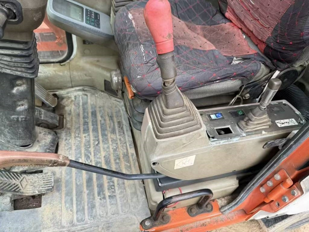 Doosan DH 150 W-7 - Excavadora de ruedas: foto 5 Doosan DH 150 W-7 - Excavadora de ruedas: foto 5