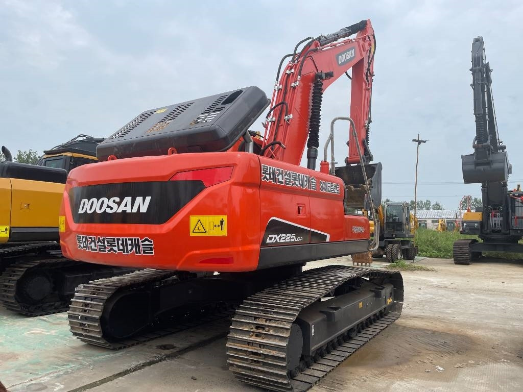 Doosan DX225LCA - Excavadora de cadenas: foto 5 Doosan DX225LCA - Excavadora de cadenas: foto 5
