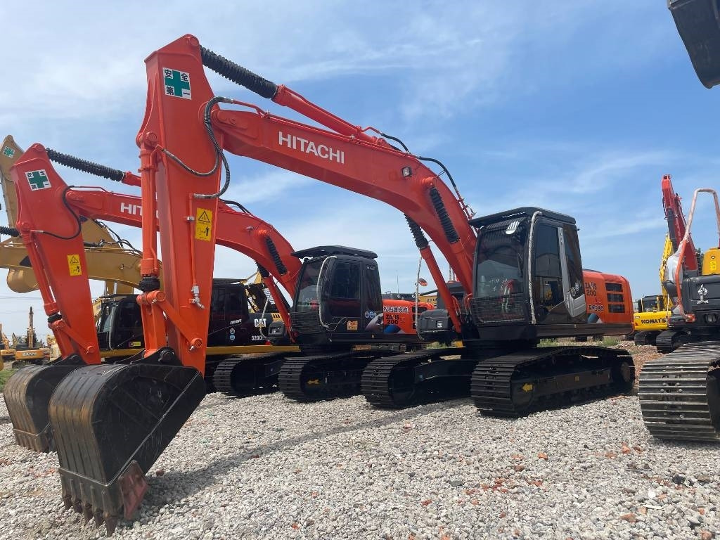 Hitachi ZX 200 - Excavadora de cadenas: foto 2 Hitachi ZX 200 - Excavadora de cadenas: foto 2