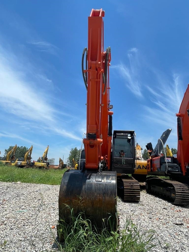 Hitachi ZX 200 - Excavadora de cadenas: foto 3 Hitachi ZX 200 - Excavadora de cadenas: foto 3