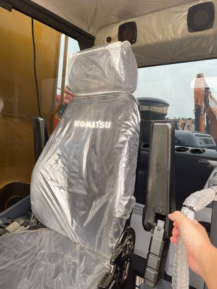 Komatsu PC 220 - Excavadora de cadenas: foto 4 Komatsu PC 220 - Excavadora de cadenas: foto 4