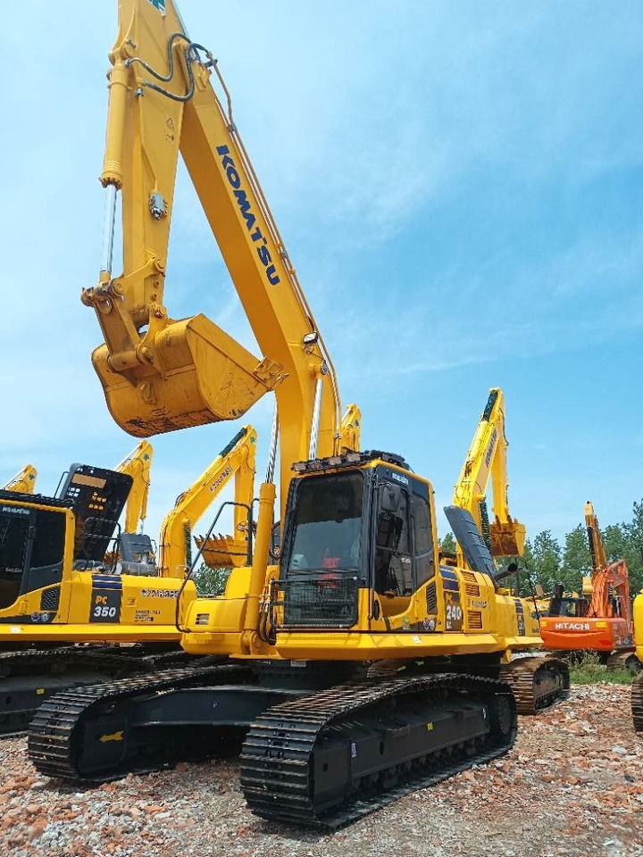 Komatsu PC 240 LC-8 - Excavadora de cadenas: foto 2 Komatsu PC 240 LC-8 - Excavadora de cadenas: foto 2