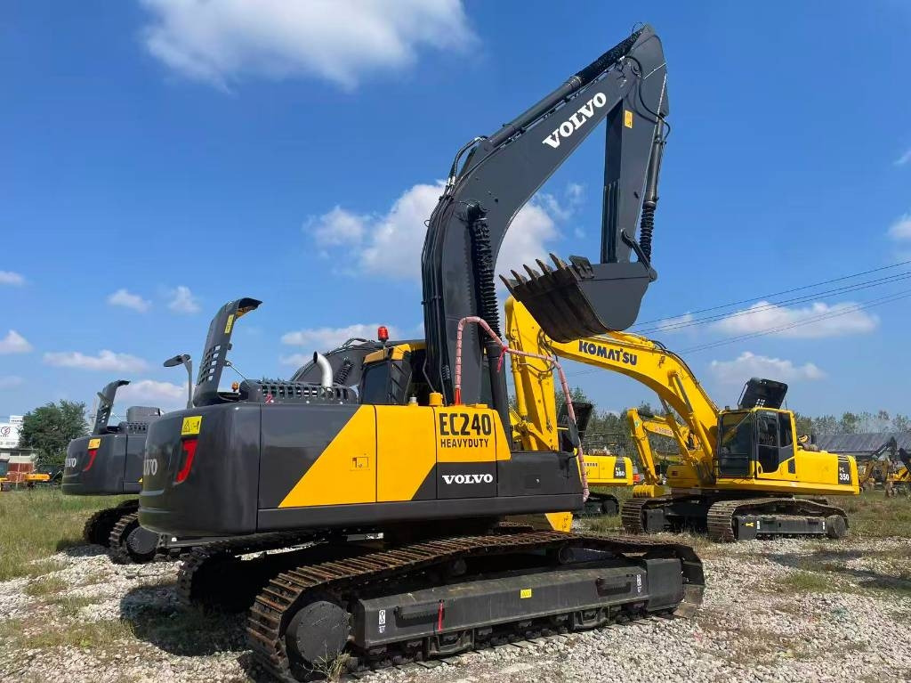 Volvo EC 240 - Excavadora de cadenas: foto 1 Volvo EC 240 - Excavadora de cadenas: foto 1