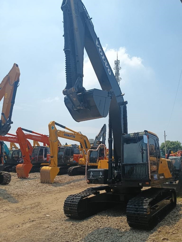 Volvo EC 240 - Excavadora de cadenas: foto 4 Volvo EC 240 - Excavadora de cadenas: foto 4