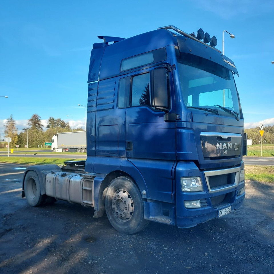 MAN TGX 18.440 -2011- retarder - automatic gearbox - Cabeza tractora: foto 2 MAN TGX 18.440 -2011- retarder - automatic gearbox - Cabeza tractora: foto 2