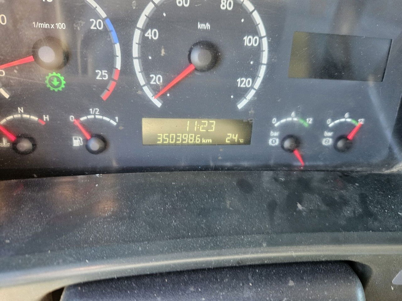 Arrendamiento de Scania R420 8x4 - Tipper - full spring - 2007 year Scania R420 8x4 - Tipper - full spring - 2007 year: foto 20 Arrendamiento de Scania R420 8x4 - Tipper - full spring - 2007 year Scania R420 8x4 - Tipper - full spring - 2007 year: foto 20