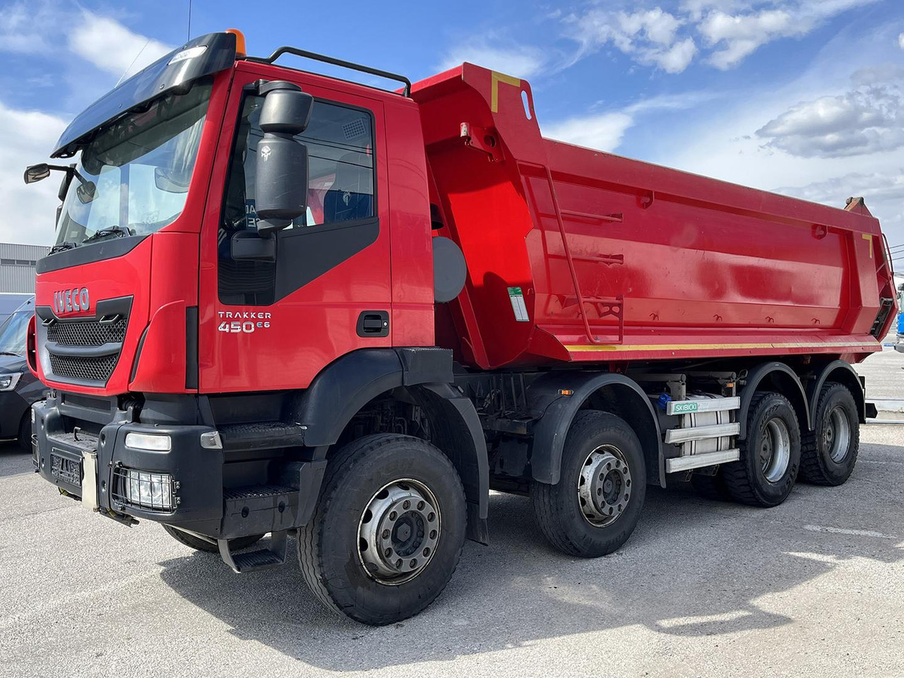 Iveco TRAKKER 8x4, 450, Sklápač - Camión volquete: foto 4 Iveco TRAKKER 8x4, 450, Sklápač - Camión volquete: foto 4