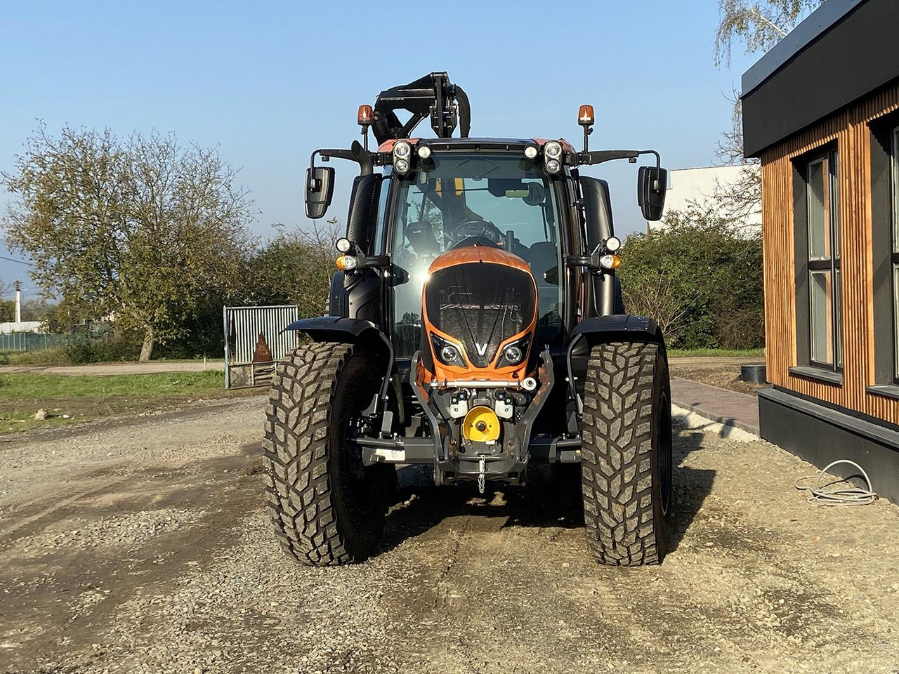 Valtra N, 49 AWI, 134 - Tractor: foto 4 Valtra N, 49 AWI, 134 - Tractor: foto 4